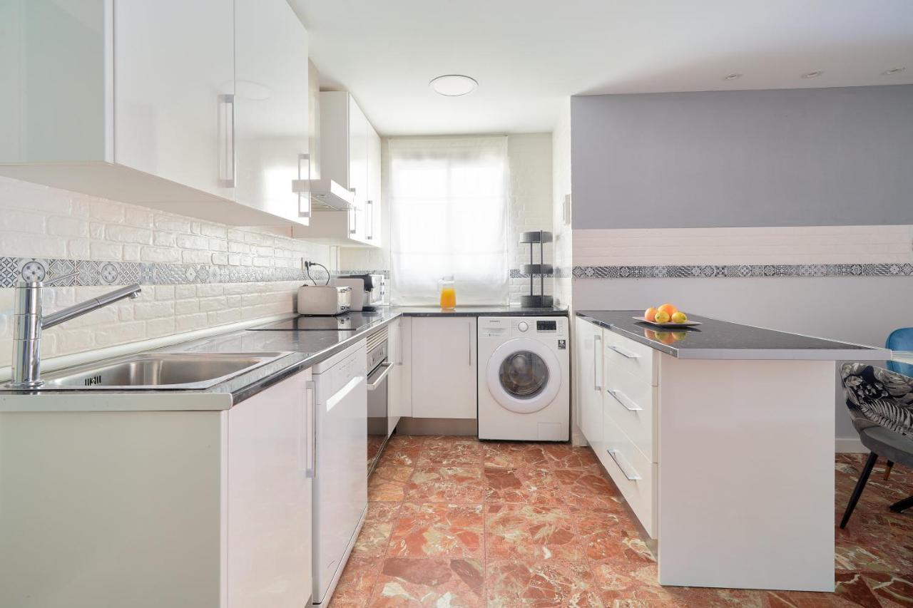 Apartament Sun-Kissed Getaway Malaga Zewnętrze zdjęcie